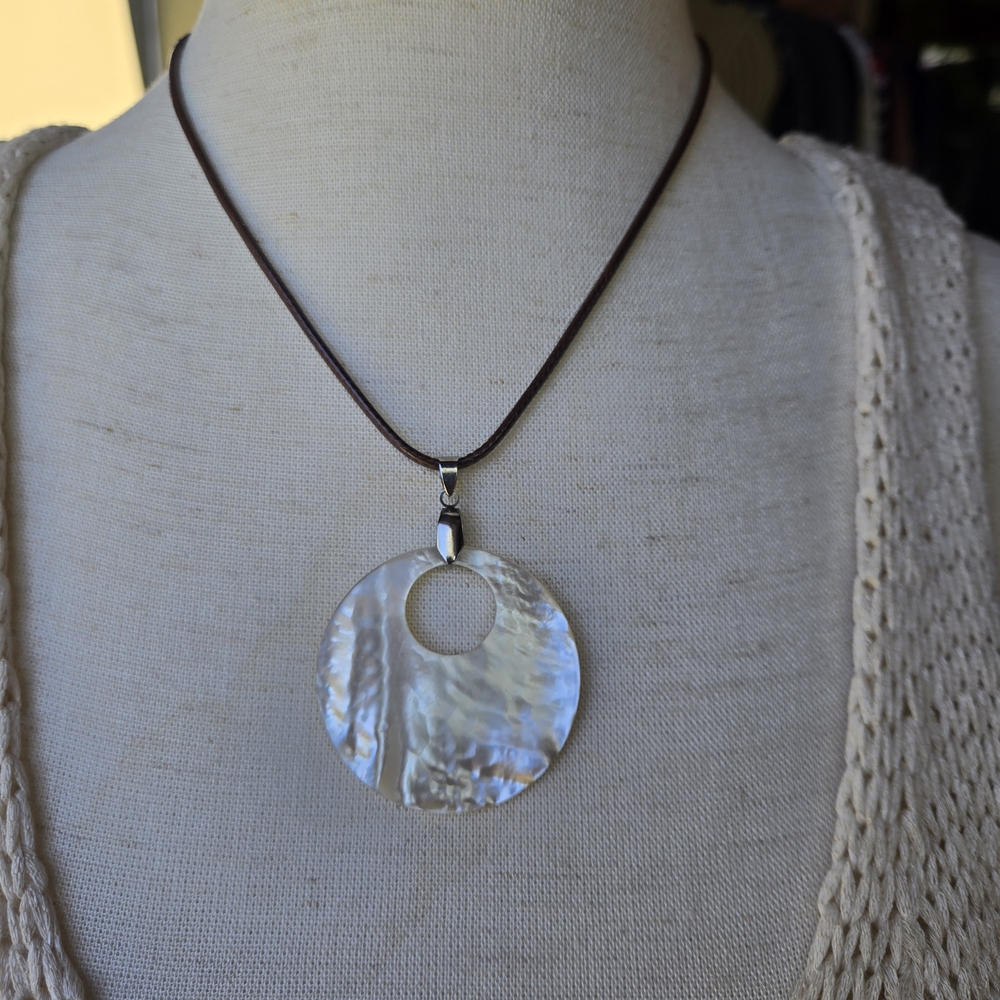 Pearly Circle Pendant Necklace | 16" Brown Cord